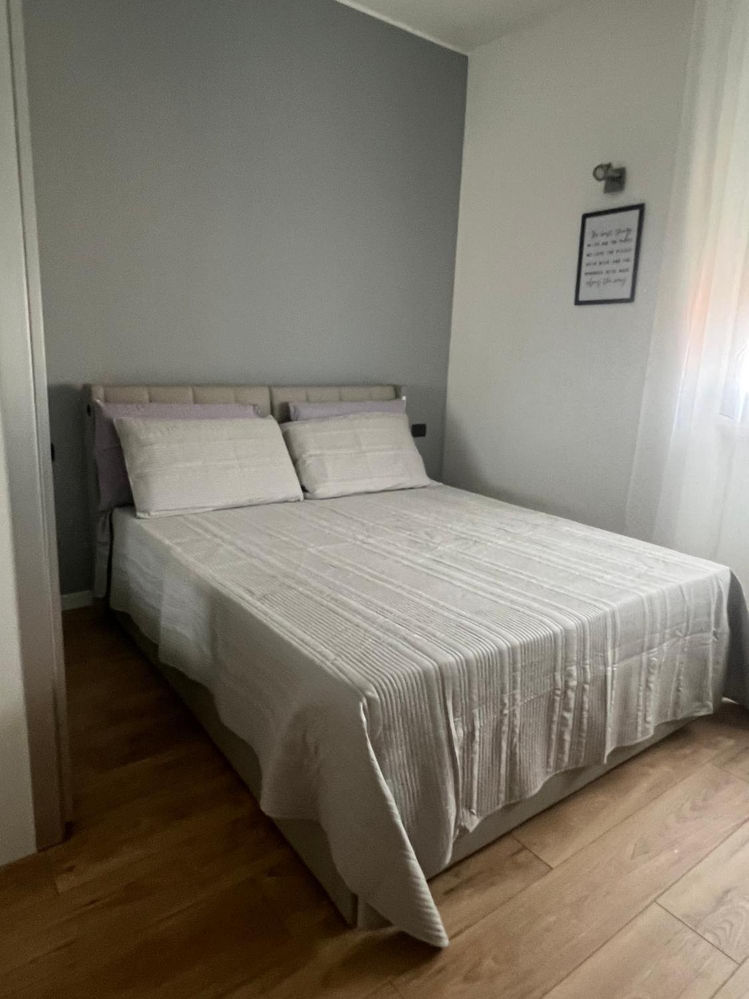 Monolocale Ovidio Aparthotel มิลาน ภายนอก รูปภาพ